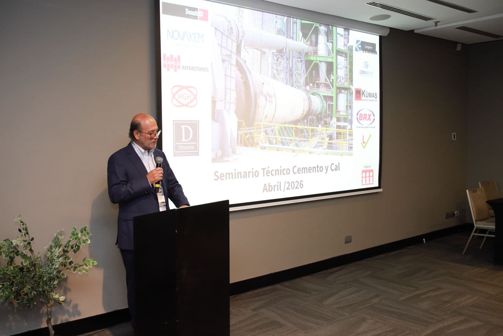 Apertura del Seminario Internacional